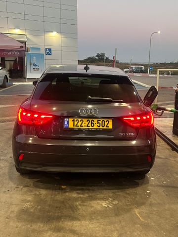אאודי A1