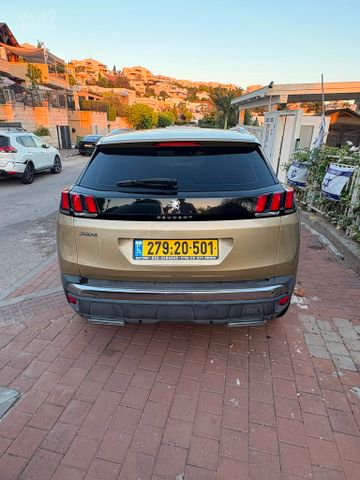 פיג'ו 3008