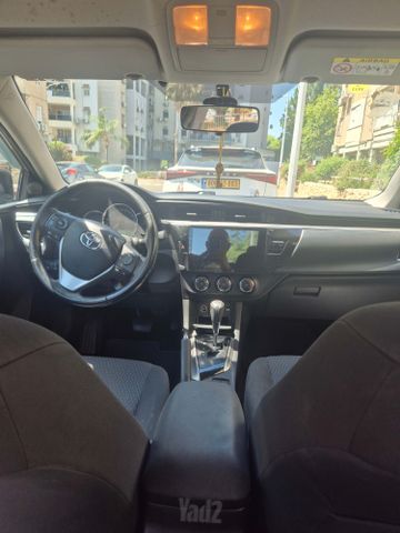 מודעת רכב טויוטה קורולה