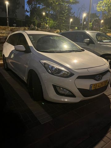 מודעת רכב יונדאי i30