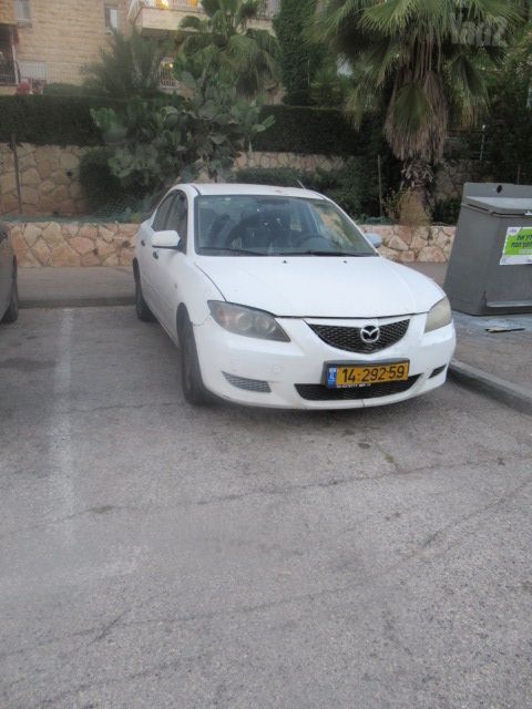 מודעת רכב מאזדה 3