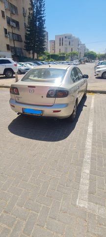 מאזדה 3