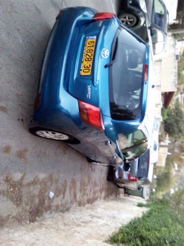 טויוטה יאריס