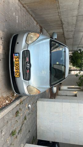 יונדאי אקסנט i25