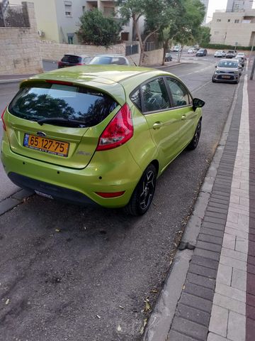מודעת רכב פורד פיאסטה