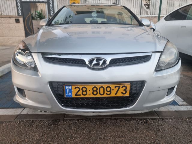 יונדאי i30