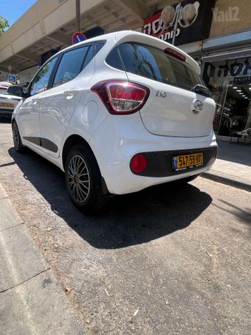 יונדאי i10