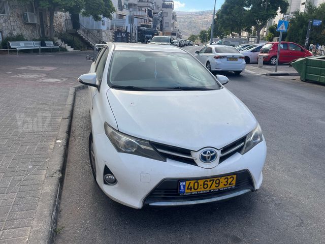מודעת רכב טויוטה אוריס