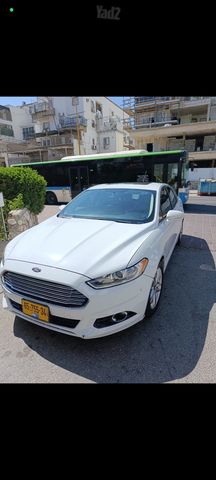 מודעת רכב פורד פיוז'ן