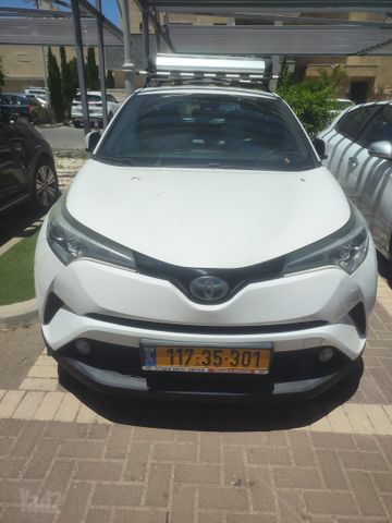 טויוטה C-HR