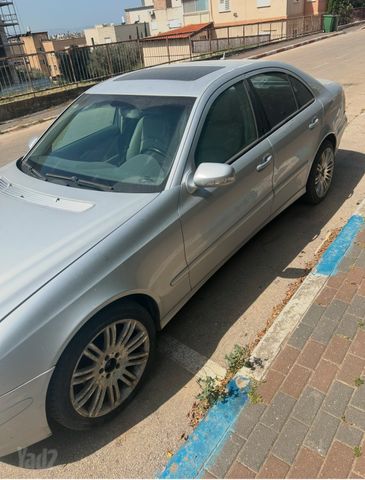 מודעת רכב מרצדס-בנץ E-class