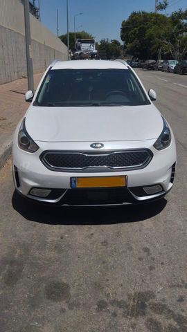 קיה נירו