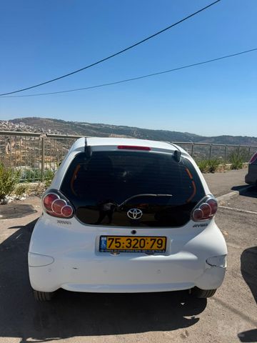 מודעת רכב טויוטה אייגו