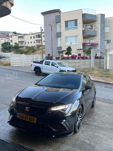 סיאט לאון