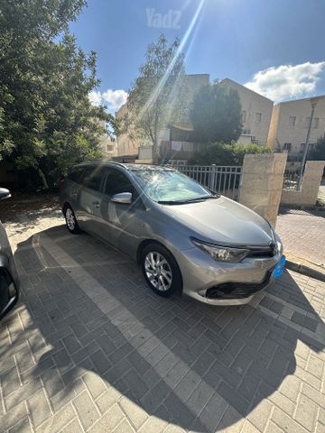 מודעת רכב טויוטה אוריס