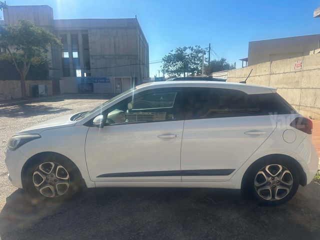 מודעת רכב יונדאי i20