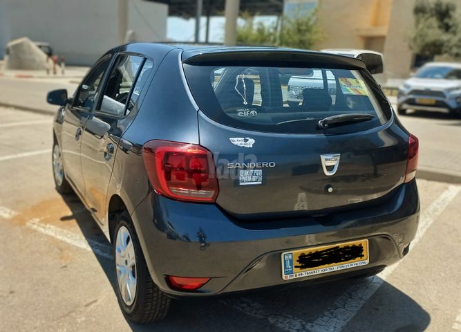 דאצ'יה סנדרו