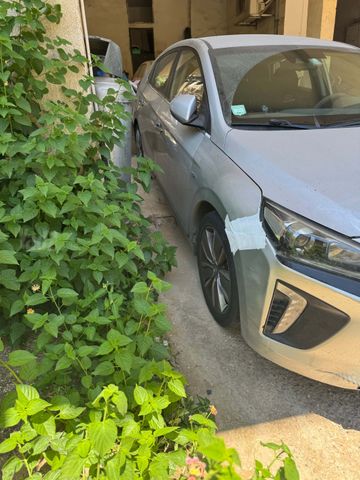 יונדאי איוניק