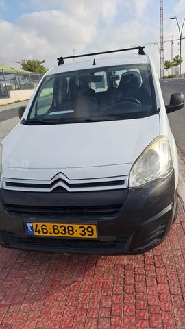 מודעת רכב סיטרואן ברלינגו