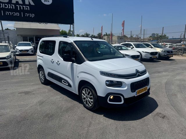 מודעת רכב סיטרואן ברלינגו