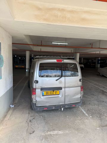 מודעת רכב ניסאן NV200