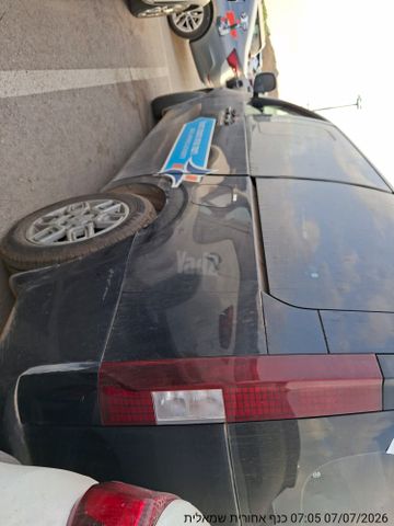 יונדאי סטאריה