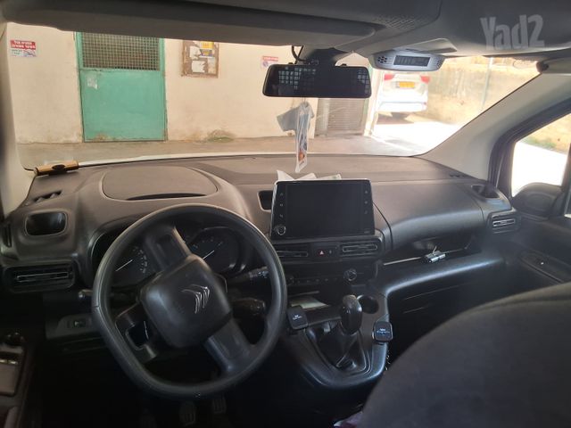 מודעת רכב סיטרואן ברלינגו