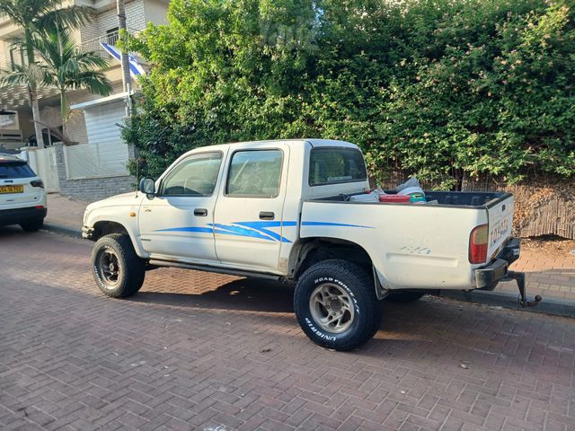 טויוטה היילקס