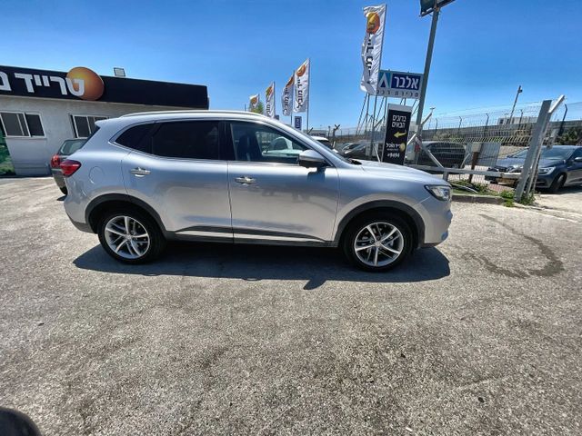 אם ג'י EHS PHEV