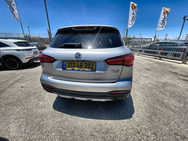 אם ג'י EHS PHEV