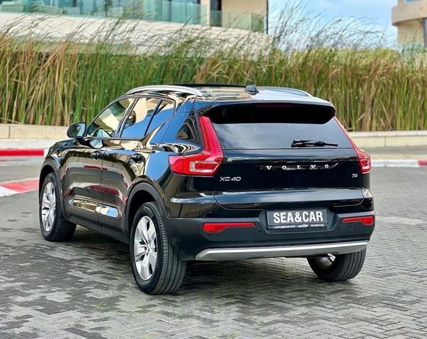 וולוו XC40