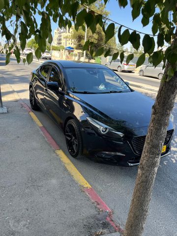 מודעת רכב מאזדה CX-5