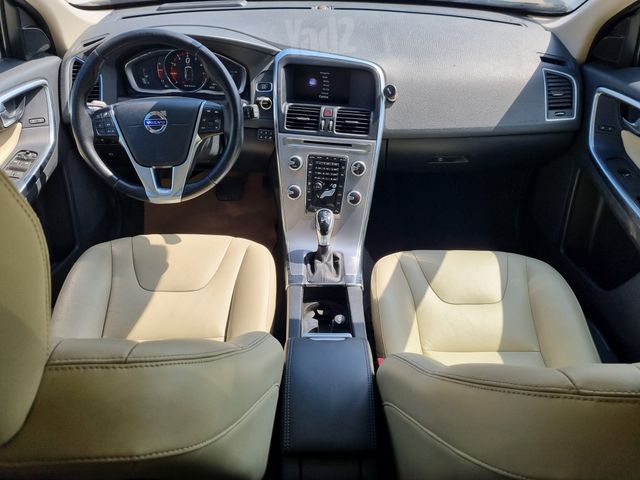 מודעת רכב וולוו XC60 2