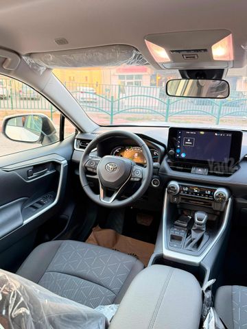 טויוטה RAV4