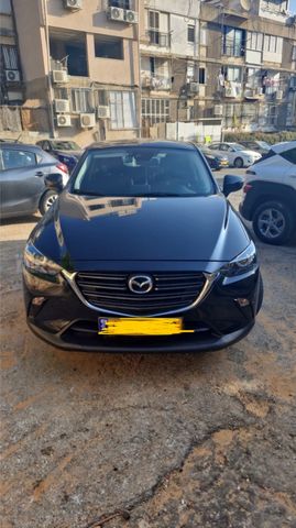 מודעת רכב מאזדה CX-3