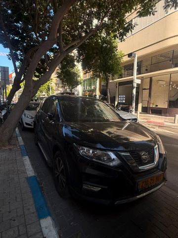 ניסאן אקס טרייל