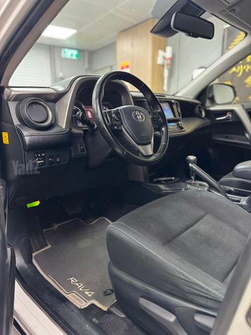 טויוטה RAV4