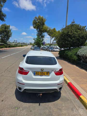 ב מ וו X6