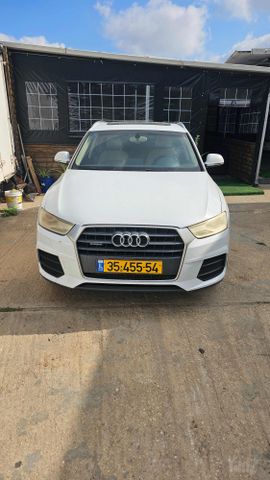 אאודי Q3