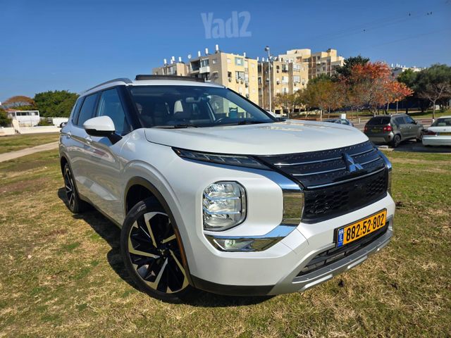 מודעת רכב מיצובישי אאוטלנדר