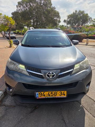 מודעת רכב טויוטה RAV4