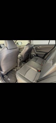 טויוטה RAV4