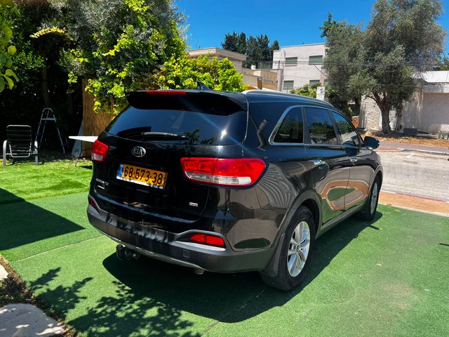 קיה סורנטו