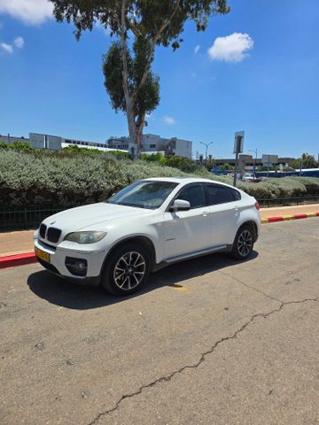 ב מ וו X6
