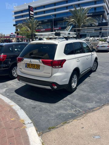 מודעת רכב מיצובישי אאוטלנדר 1