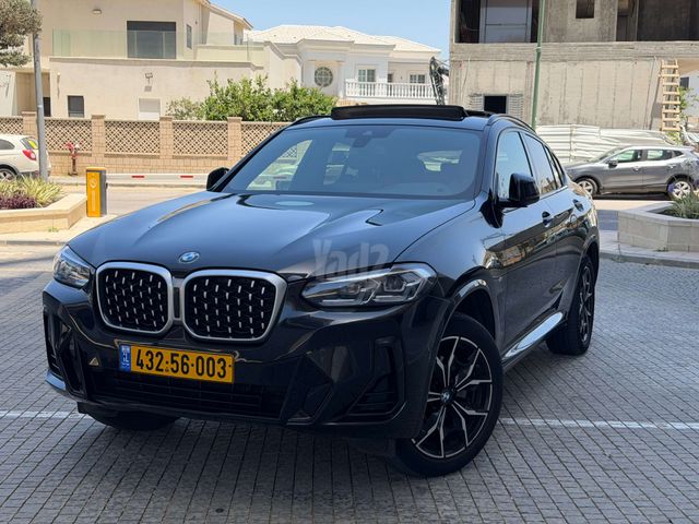ב מ וו X4