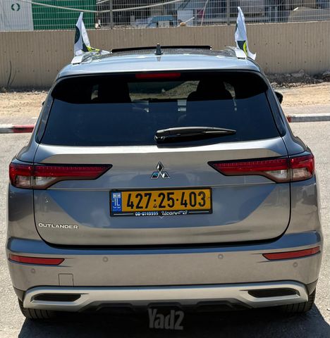 מיצובישי אאוטלנדר