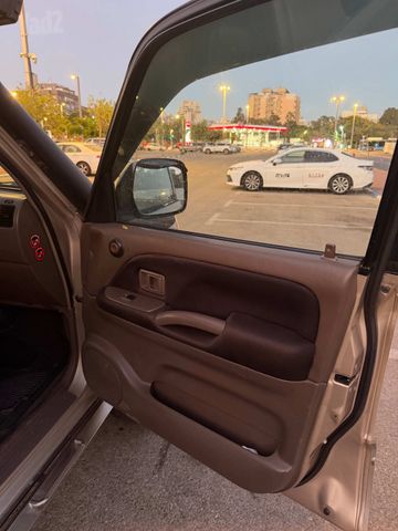 טויוטה לנד קרוזר