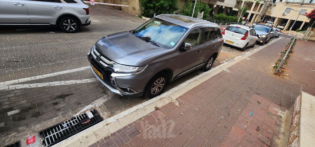 מודעת רכב מיצובישי אאוטלנדר