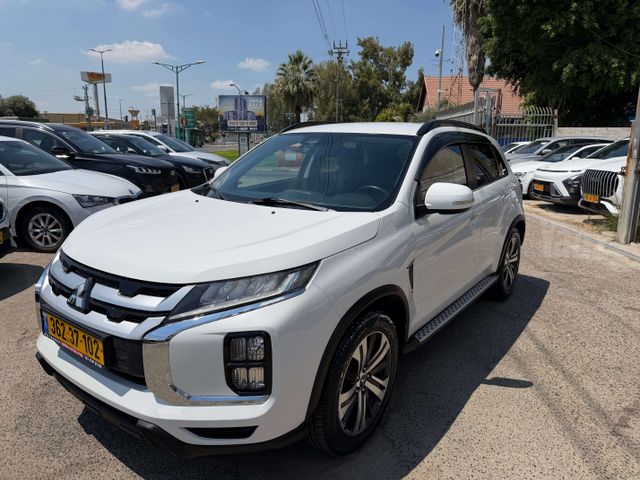 מיצובישי ASX